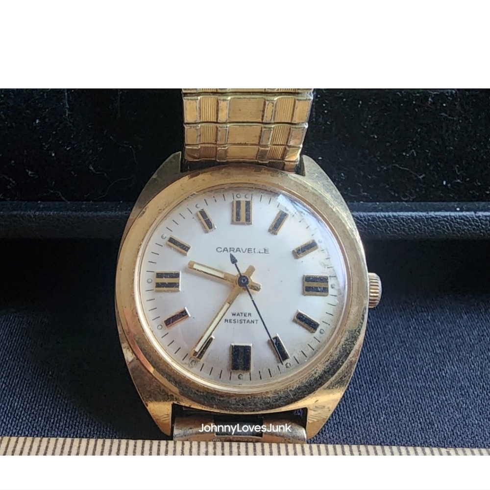 Vintage Caravelle Men's Watch Automatic Winds Runs Works